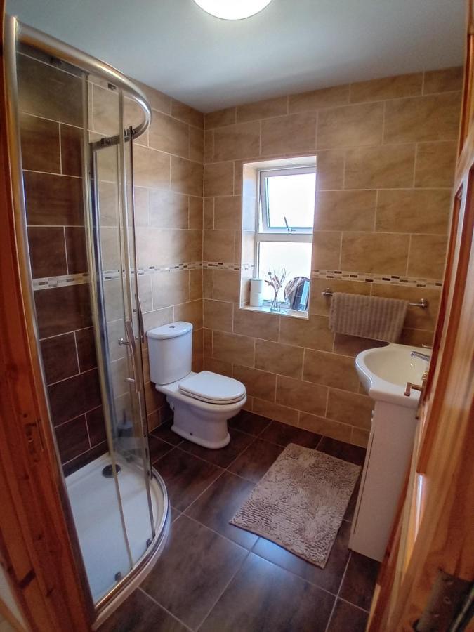 The Red Door Townhouse Apartment Ardara Zewnętrze zdjęcie